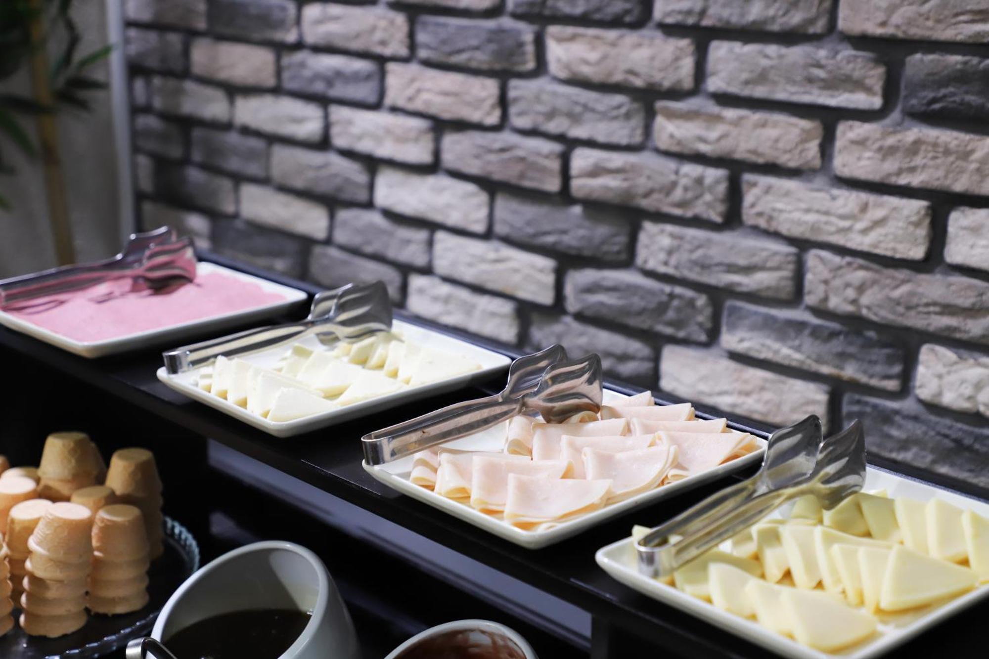 Myway Deluxe Alsancak Hotel Izmir Eksteriør billede